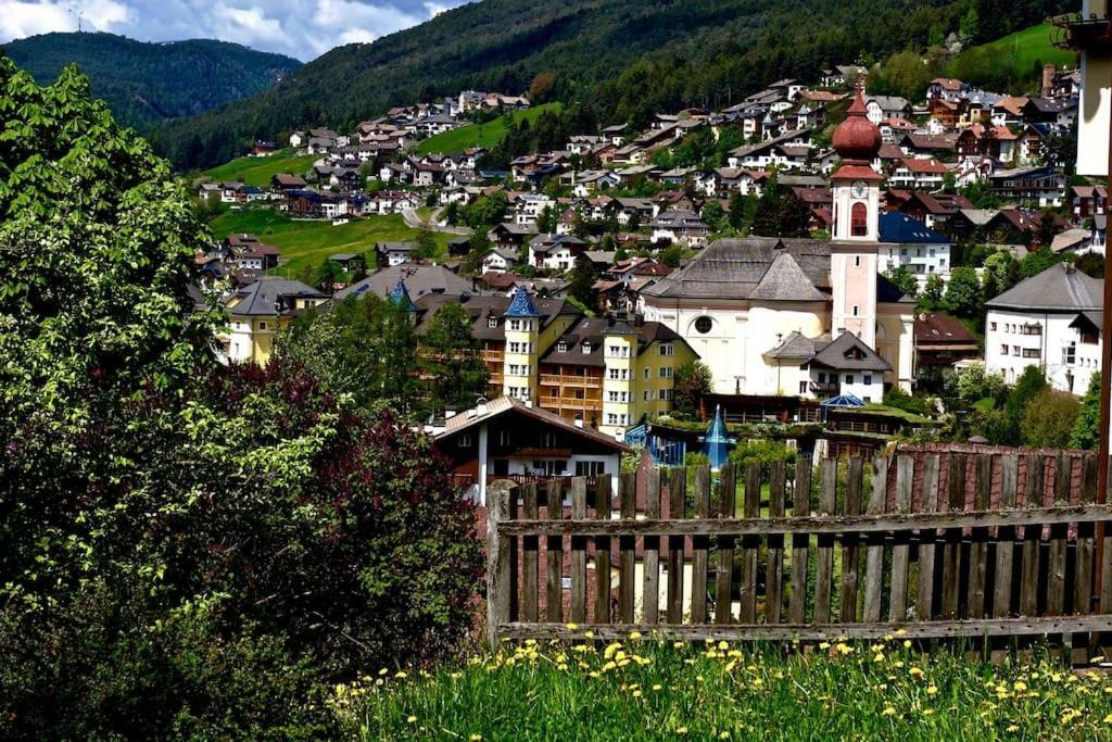 Apartment Cesa Collina Ortisei Exteriör bild